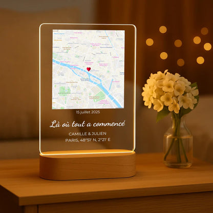 "Votre Moment" – Veilleuse personnalisée (pied en bois inclus)"